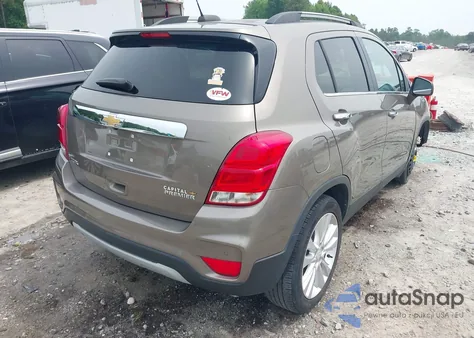 2020 Chevrolet Trax Fwd Premier z USA, uszkodzony, nr VIN KL7CJMSB6LB352389